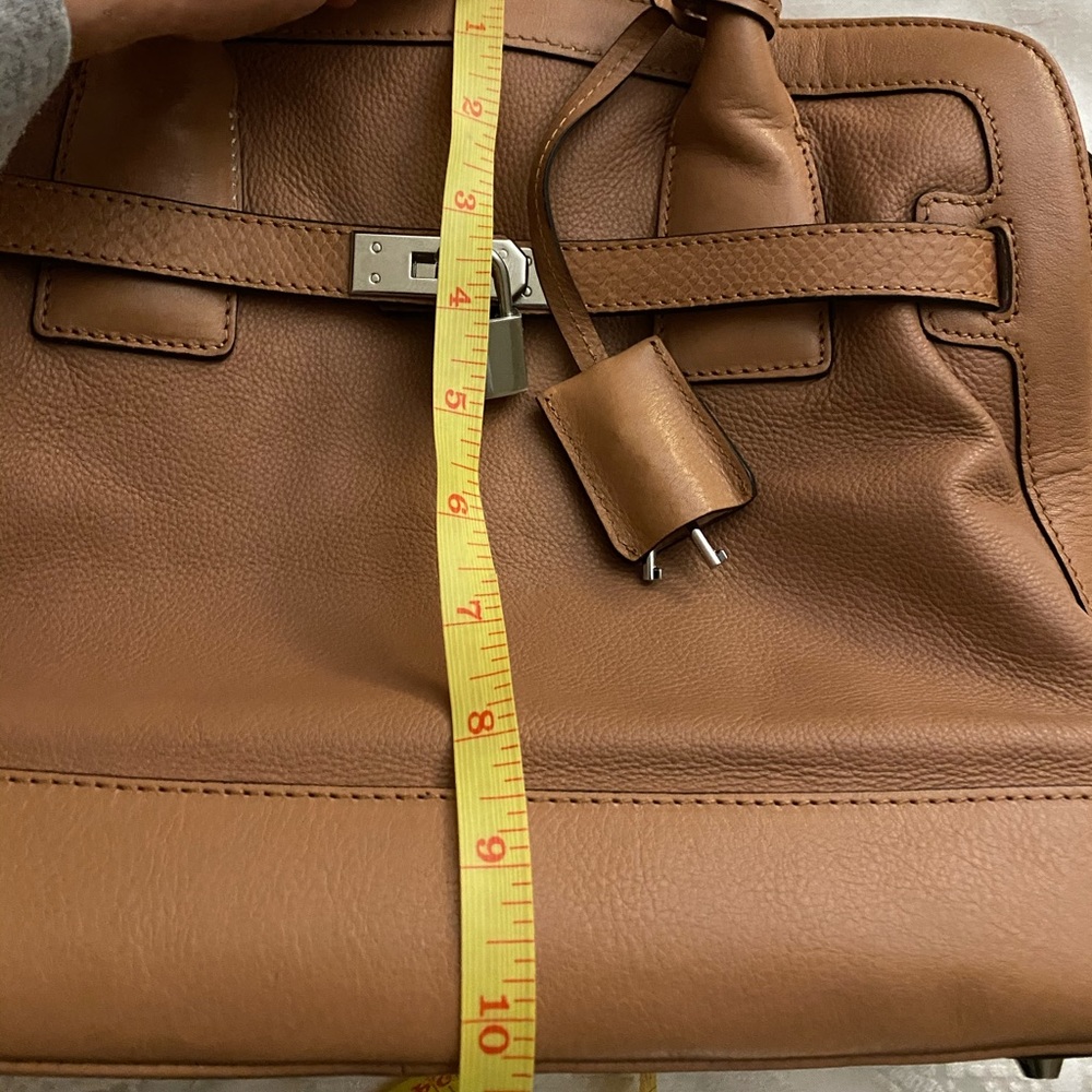 Modalu Handbag - Picture 10 of 12